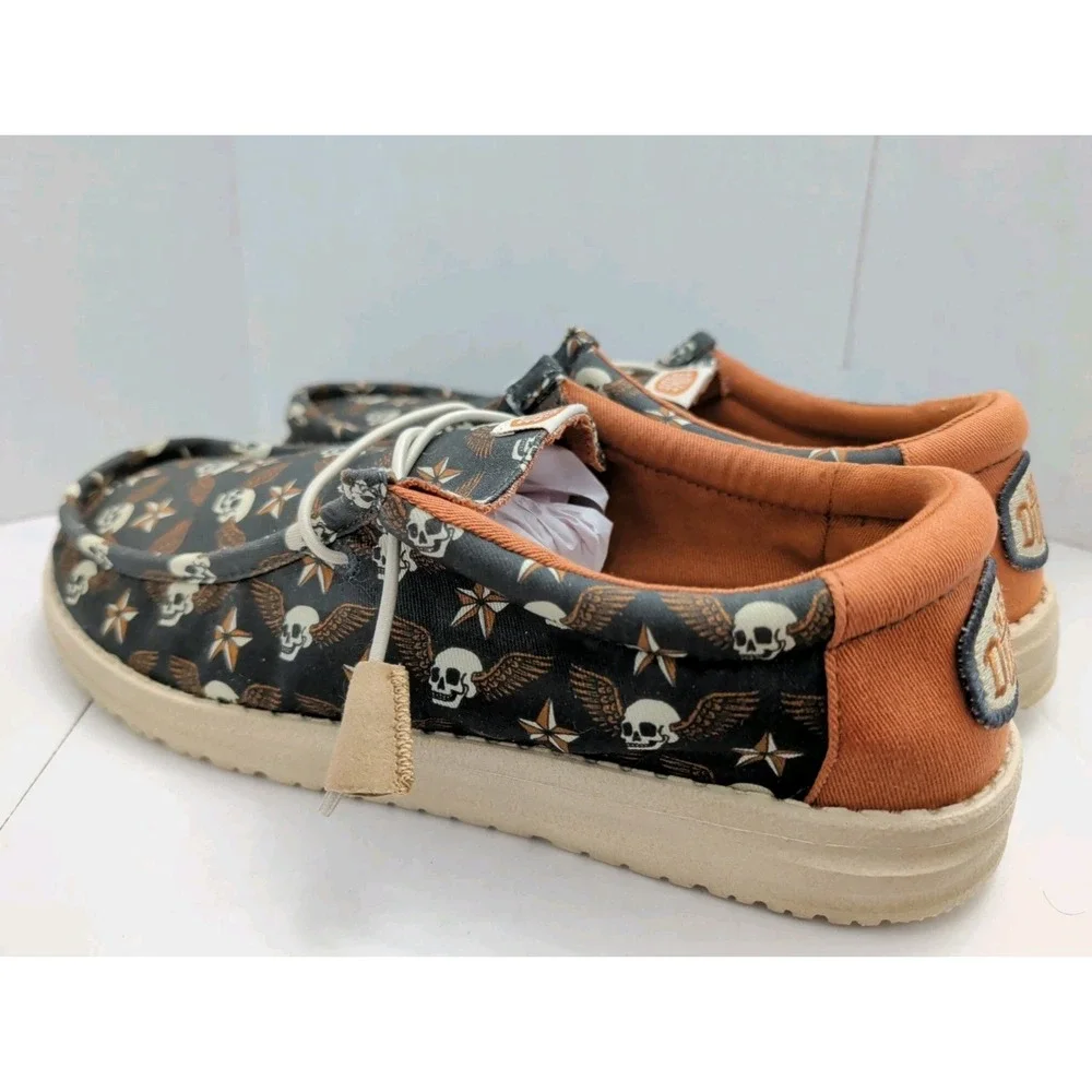 Hey Dude Wally Shoes Stars N Skulls Print Black Men Sz 10 Comfort Slip On